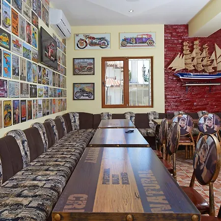מלון דירות Complex Moskoyani נסבר