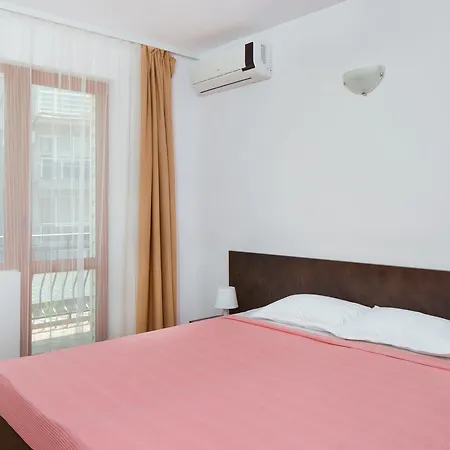 Lejlighedshotel Complex Moskoyani 2*